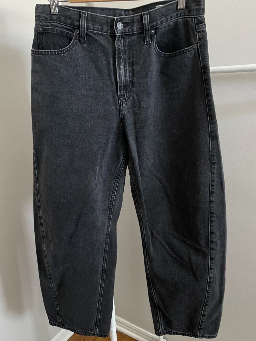 GAP Washed Black High Waist Barrel Jeans - 30/10R